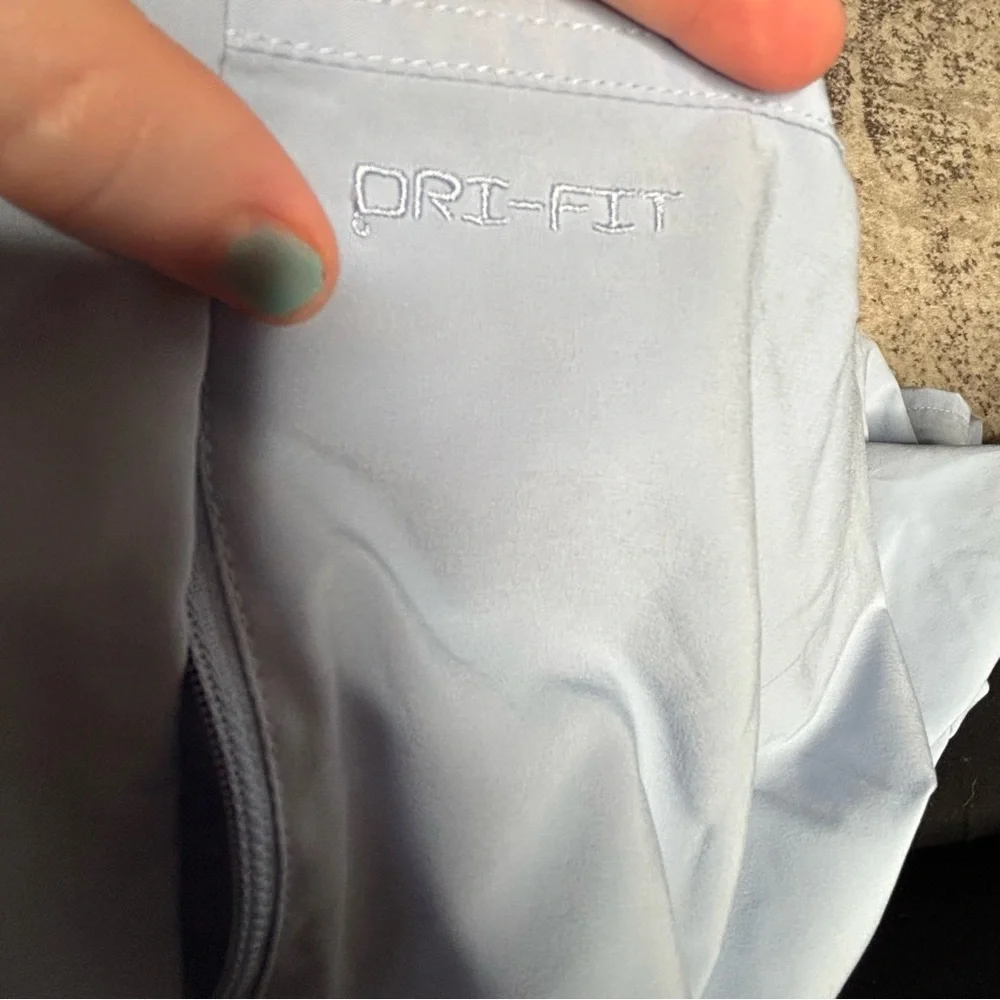 Nike 7” Dri-FIT Light Blue Shorts Elastic Waist Size Large